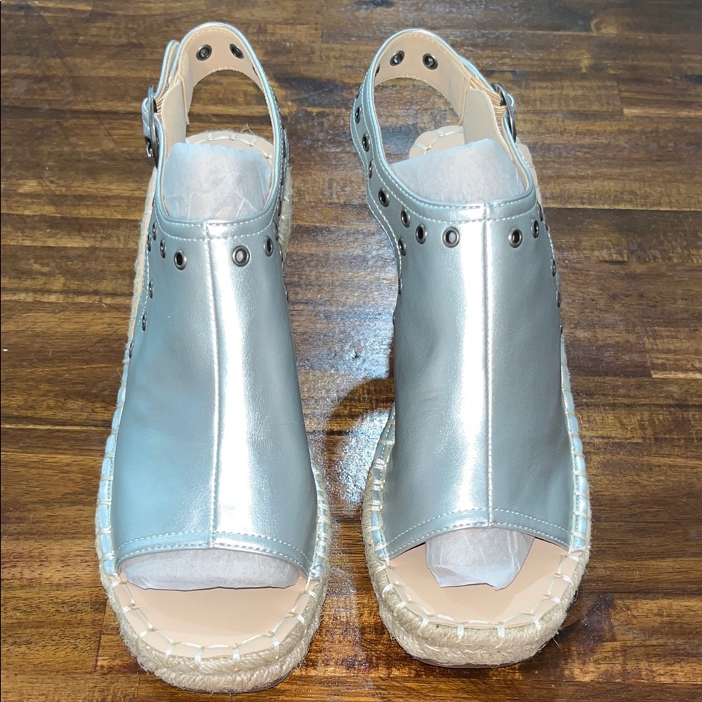 Journee Collection Silver Espadrille Wedges size 7
